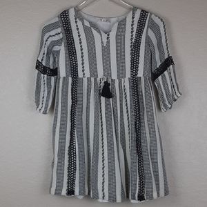Jessica Simpson Oversized Tassel Peasant Dress